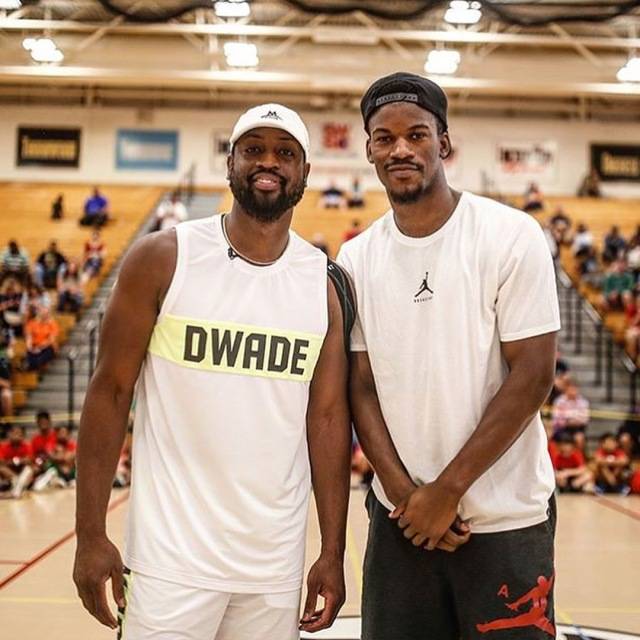 海港客战武里南联：海港3外援首发，李圣龙、杨世元出战（海港做客武里南联：三外援先发，李圣龙与杨世元出场）