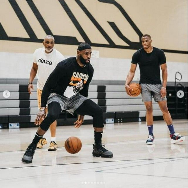 每体：巴萨对莱比锡边锋努萨感兴趣，球探负责人已到现场考察（每体：巴萨有意莱比锡边锋努萨，球探主管已赴现场考察）