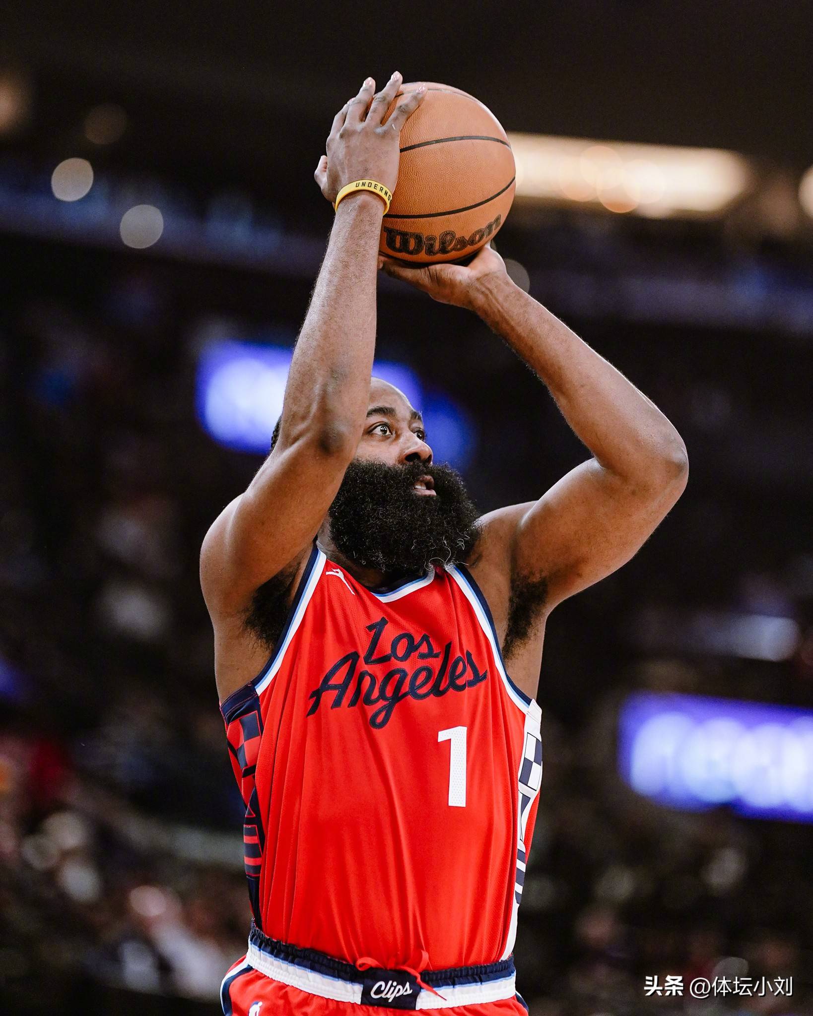 弗罗因德：磁卡在场上对我们不可或缺；对目前的阵容非常满意（弗罗因德：磁卡是我们场上的关键一员；对现有阵容非常满意）