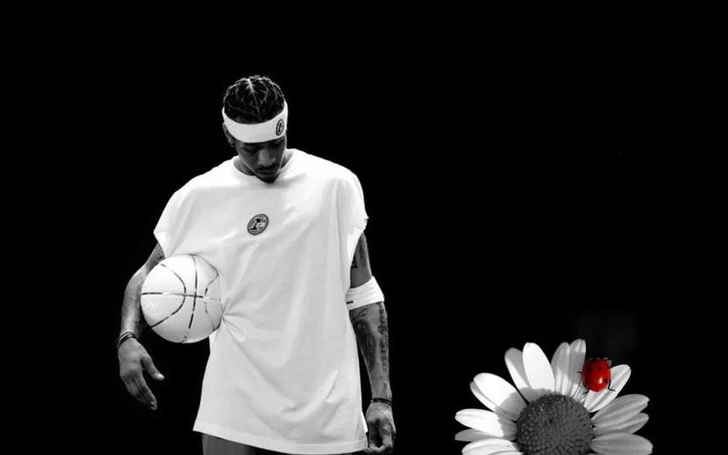 高效发挥！亚历山大半场6中5拿到17分3篮板3助攻（手感火热！亚历山大半场6投5中砍下17分3篮板3助攻）