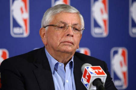 记者：巴萨有人反对买断拉什福德，因他逼抢力度不够&年薪高（记者：巴萨内部有人反对签下拉什福德，认为其压迫强度不足且薪资过高）