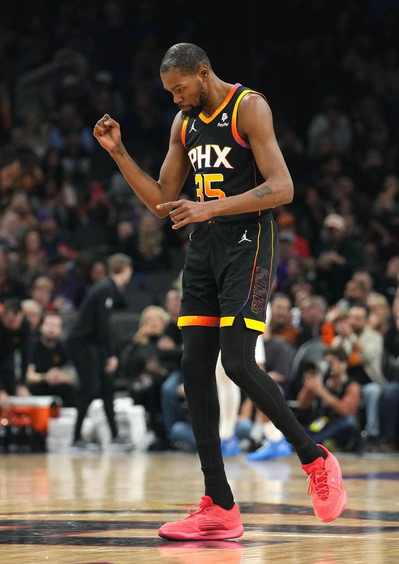 爵士更新伤情：马尔卡宁因生病缺席对阵雷霆的比赛（爵士伤病报告：马尔卡宁因病缺席战雷霆）