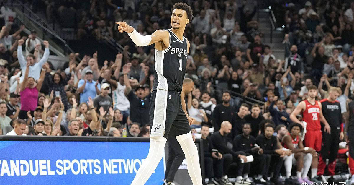 约基奇传球再次刷新中锋认知（约基奇传球再度改写中锋定义）