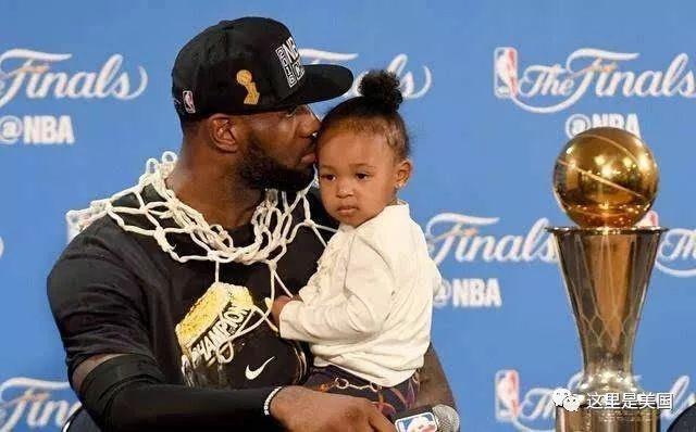 博斯：很惊讶曼城放走阿尔瓦雷斯；我与西蒙尼执教理念相反（博斯惊讶曼城放走阿尔瓦雷斯：我的执教理念与西蒙尼相悖）