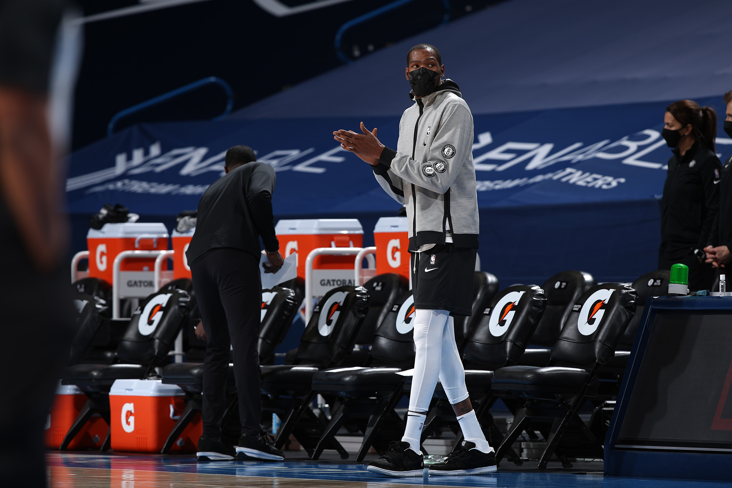 开拓者官方：球队已从发展联盟混音队召回杨瀚森和吕佩尔（开拓者官宣：杨瀚森、吕佩尔从发展联盟混音队回归一队）