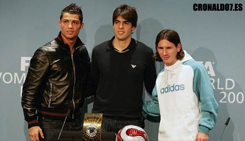 辽超总决赛：大连队4-0本溪队夺冠，王宏有、王跃皓分别双响（辽超总决赛大连4-0完胜本溪捧杯 王宏有与王跃皓各梅开二度）